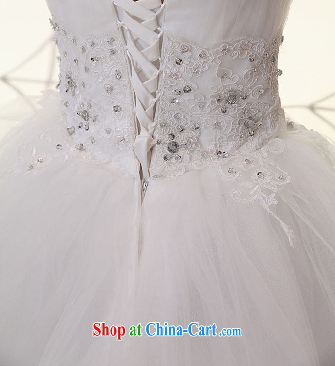 There is embroidery bridal 2015 new lace bare chest Korean Princess large tail wedding wedding dress white tail made pictures, price, brand platters! Elections are good character, the national distribution, so why buy now enjoy more preferential! Health