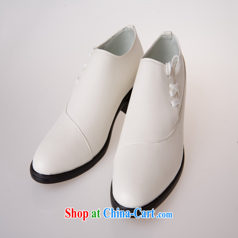Lisa Donald Rumsfeld's men's shoes, and white Fashion Shoes, men's wedding shoes shoe arena, boutique men's shoes UI 89, white 44 is code, and a love so Pang, shopping on the Internet