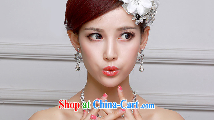 Beautiful ornaments 2015 new bridal headdress necklace ear ornaments Kit white-flowers bridal Crown wedding accessories accessories White only the US and 012 pictures, price, brand platters! Elections are good character, the national distribution, so why buy now enjoy more preferential! Health