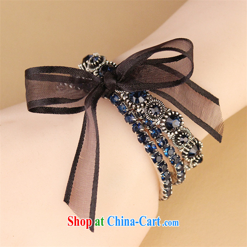 Han Park (cchappiness) in Europe and export Jewelry ornaments lace weaving couples, hand chain jewelry, in the Han and Park (cchappiness), online shopping