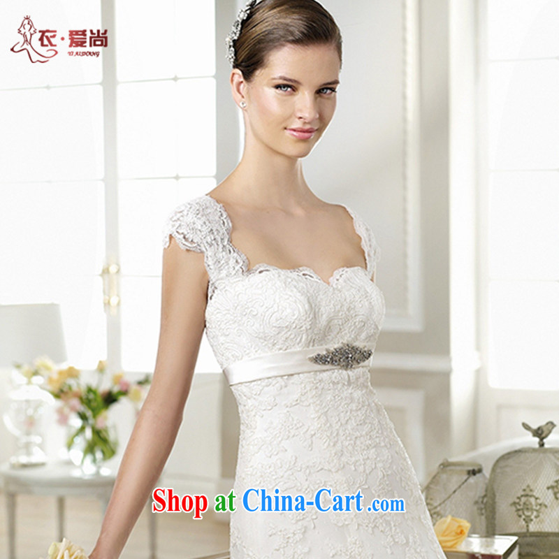 Yi love is summer 2015 new wedding dresses and stylish in Europe and cultivating lace crowsfoot sexy bare chest marriages the tails, wedding dresses female white can be given to the 30 million do not return, and love, and, shopping on the Internet
